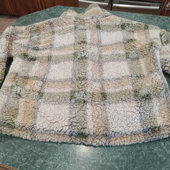 THREAD & SUPPLY One Track Mind Checkered Plaid Cropped Shacket Green XL NWT Cozy - Picture 12 of 13